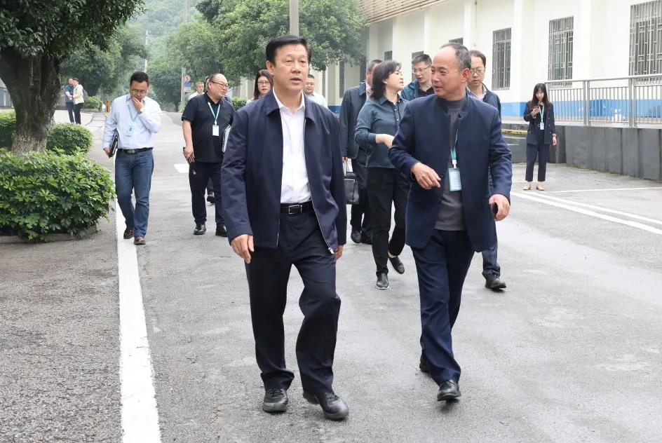 桂林市委副書記趙仲華蒞臨桂林南藥調研指導工作 桂林市委副書記趙仲華蒞臨桂林南藥調研指導工作