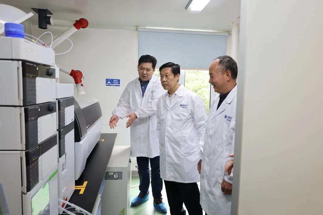 桂林市委副書記趙仲華蒞臨桂林南藥調研指導工作 桂林市委副書記趙仲華蒞臨桂林南藥調研指導工作
